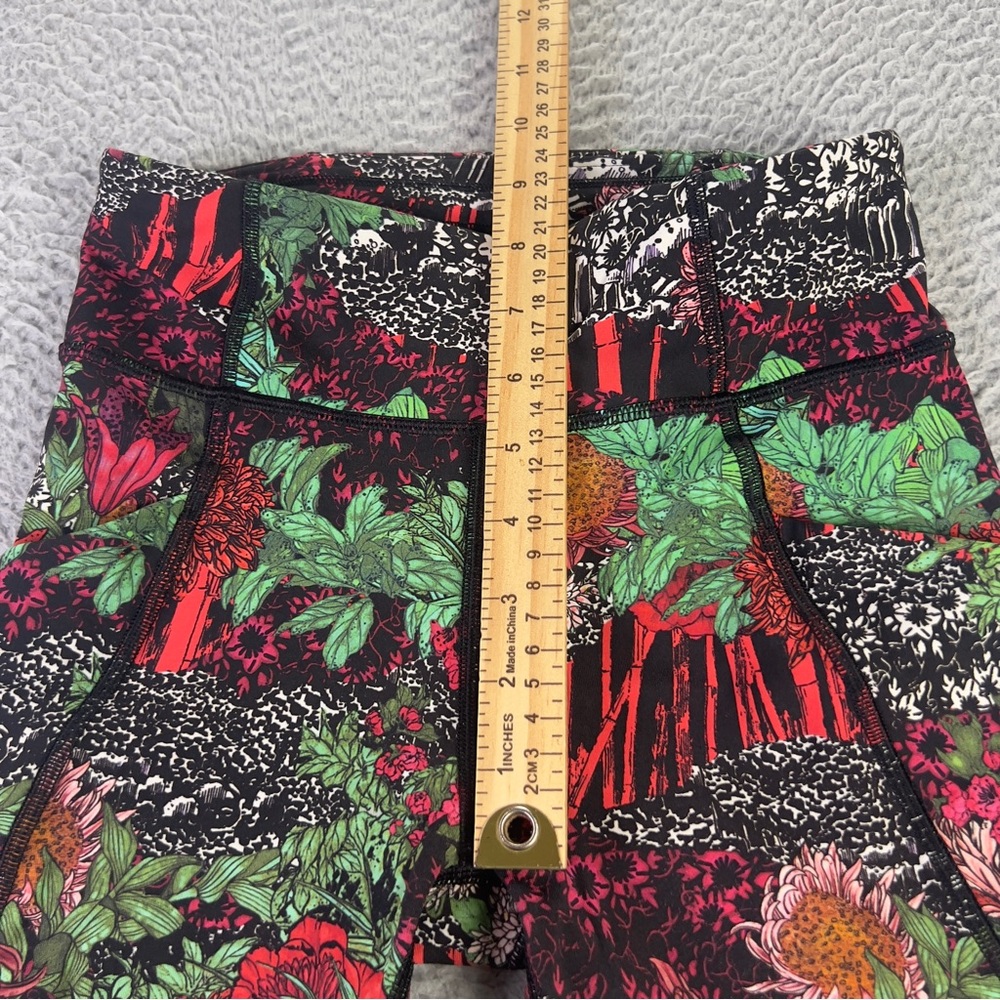 Lululemon Time To Sweat Crop Leggings Womens 4 Multicolor Floral Athletic - Picture 4 of 8